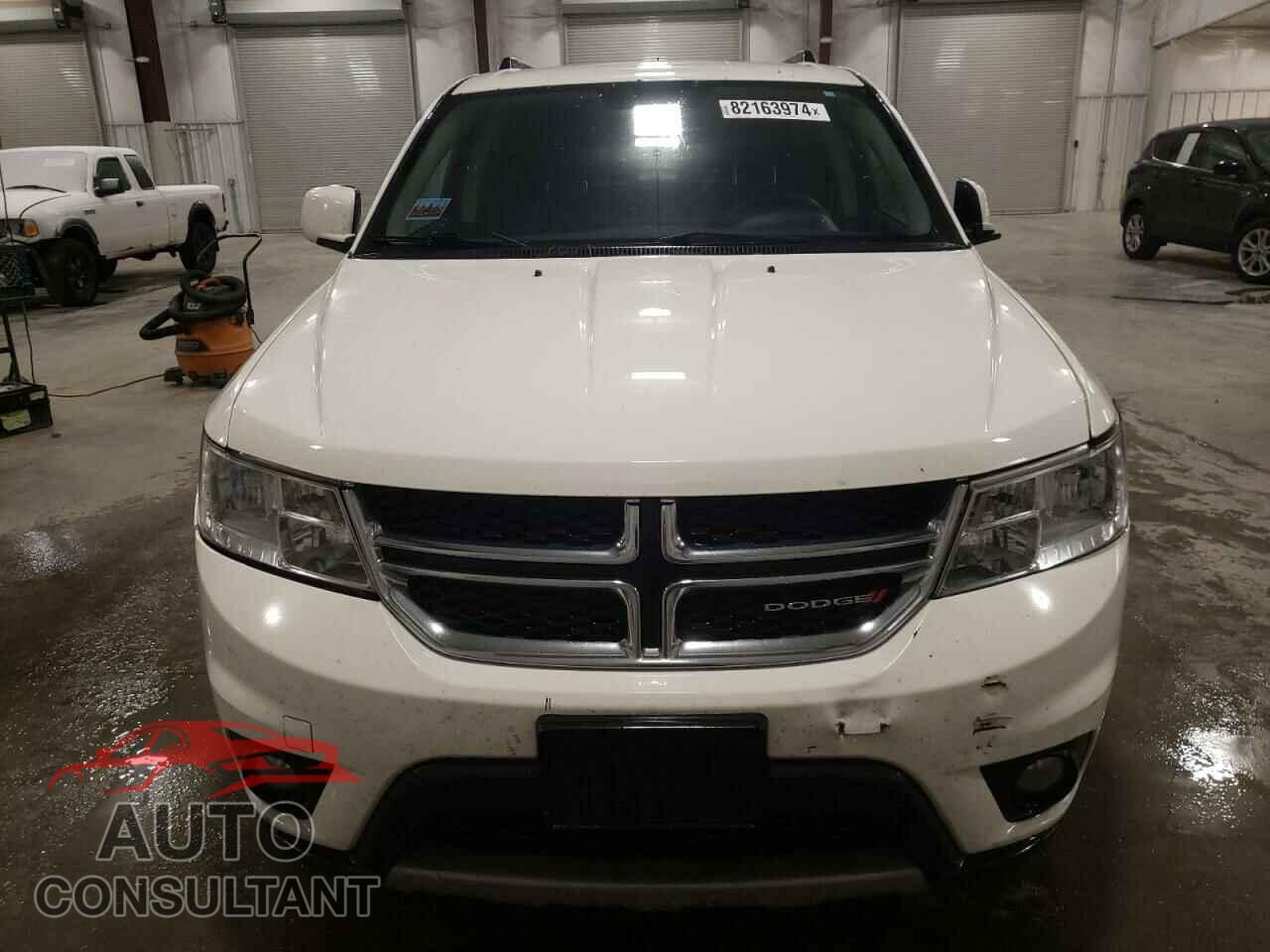 DODGE JOURNEY 2012 - 3C4PDCBG7CT273541