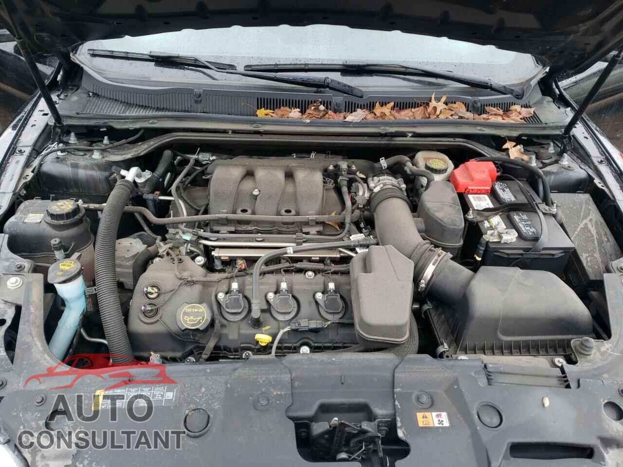 FORD TAURUS 2017 - 1FAHP2E80HG112850
