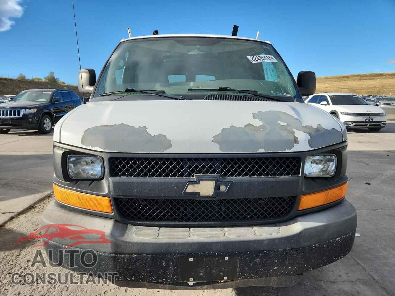 CHEVROLET EXPRESS 2011 - 1GCWGFFA2B1139309