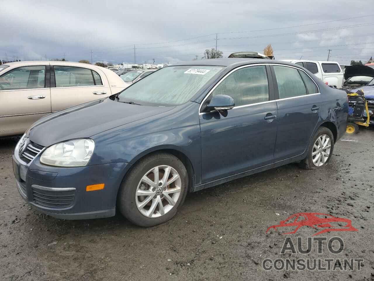 VOLKSWAGEN JETTA 2010 - 3VWRZ7AJ2AM026821