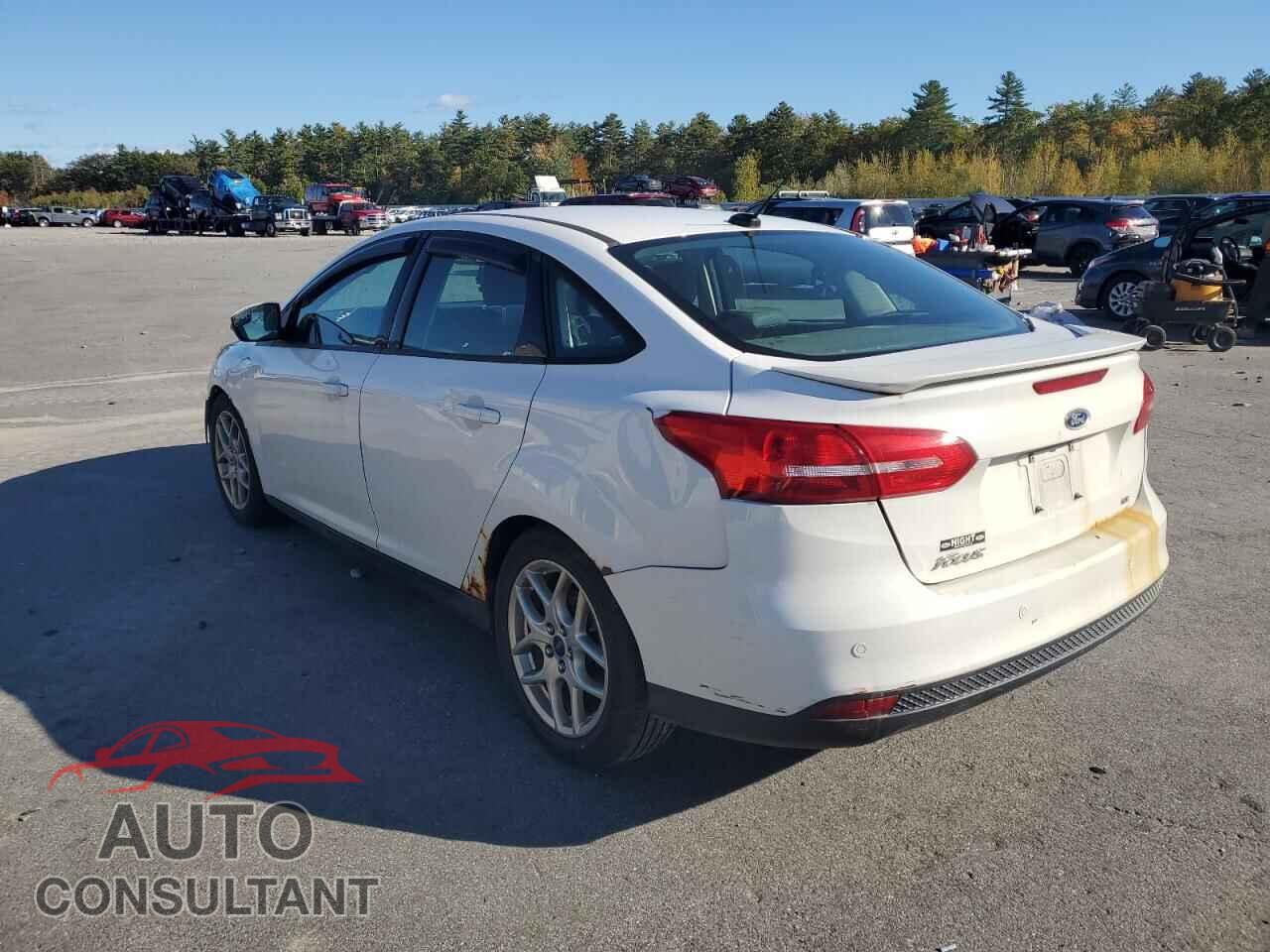 FORD FOCUS 2015 - 1FADP3F27FL310635
