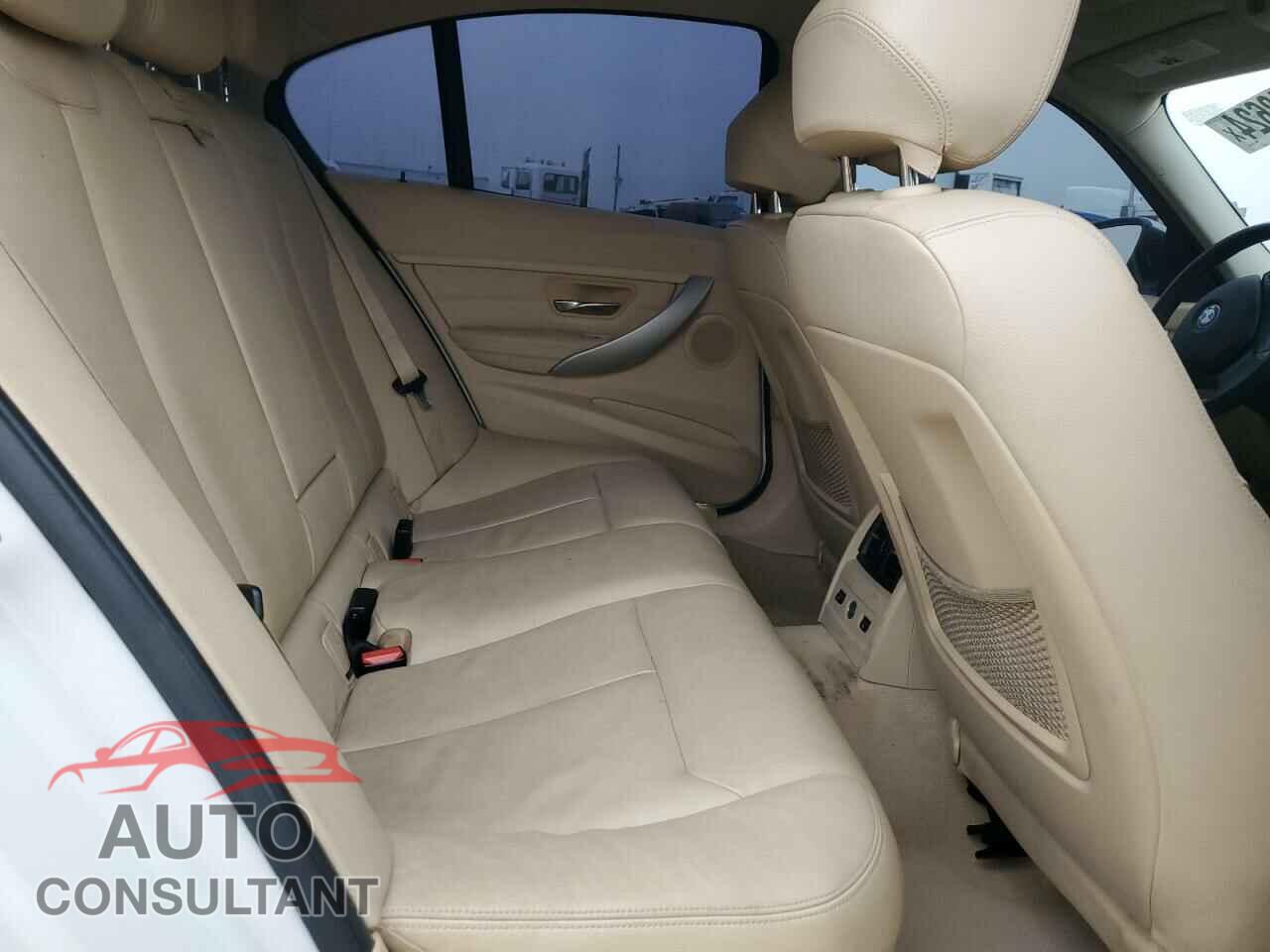 BMW 3 SERIES 2013 - WBA3A5C50DF356706