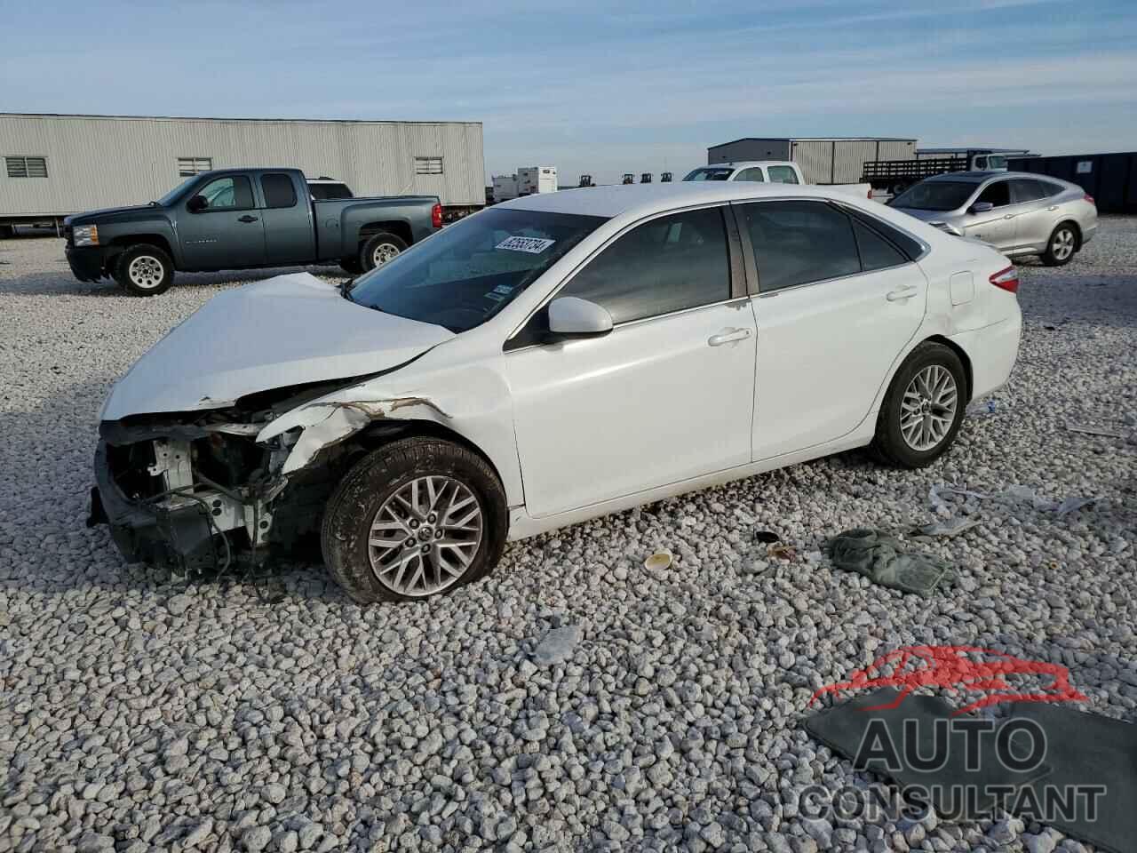 TOYOTA CAMRY 2016 - 4T4BF1FK4GR541806