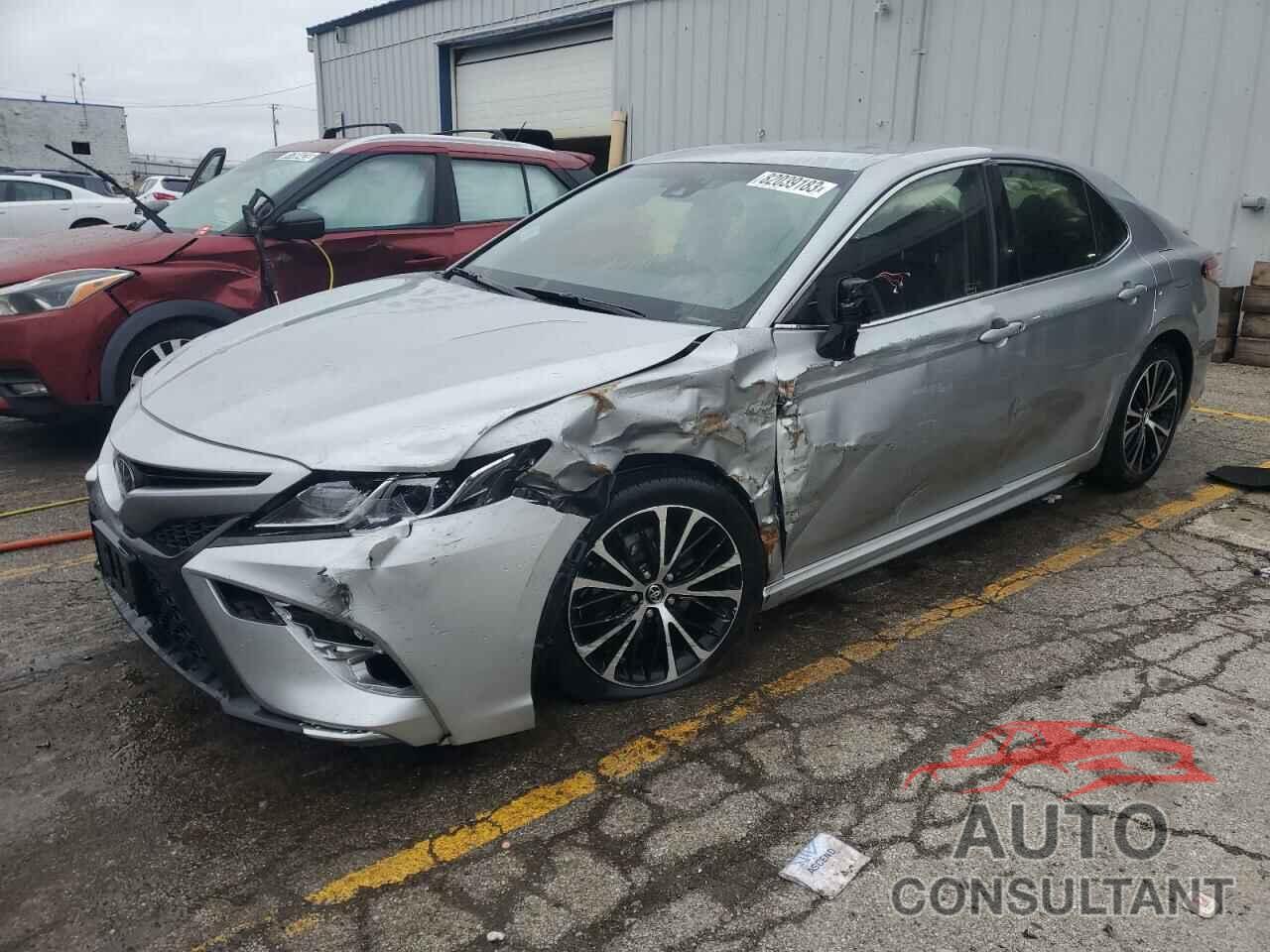 TOYOTA CAMRY 2018 - JTNB11HK1J3045073