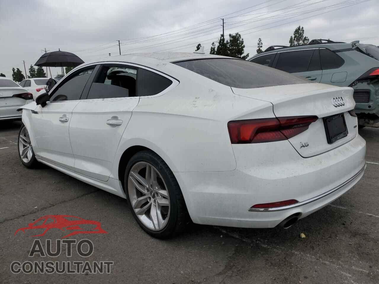 AUDI A5 2019 - WAUANCF53KA071052