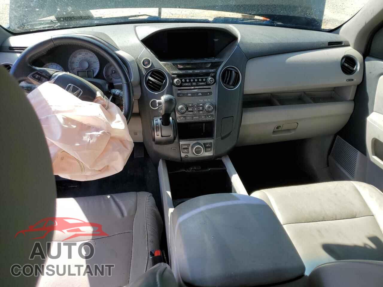HONDA PILOT 2015 - 5FNYF3H6XFB032220