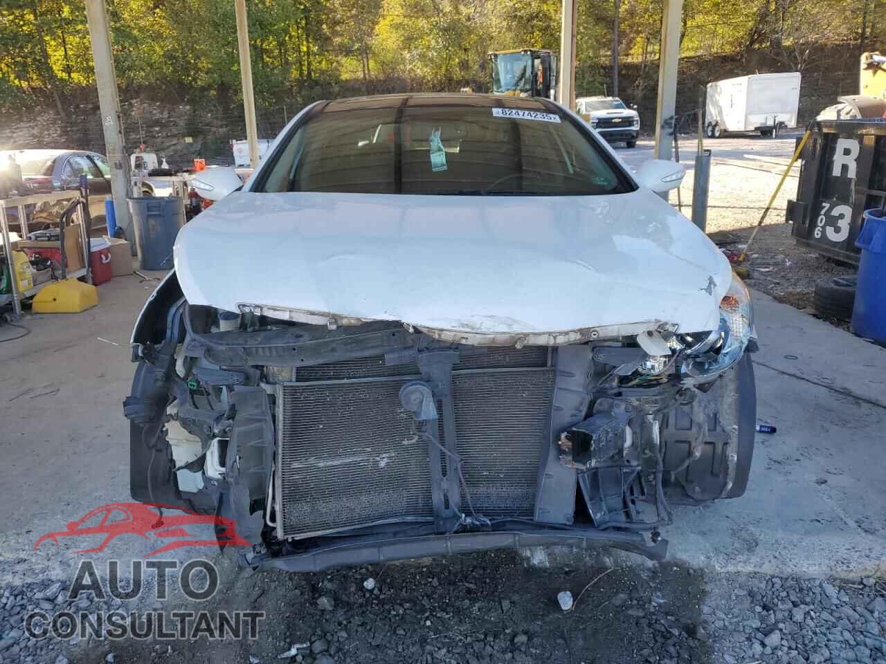 HYUNDAI SONATA 2013 - 5NPEC4AC9DH720922