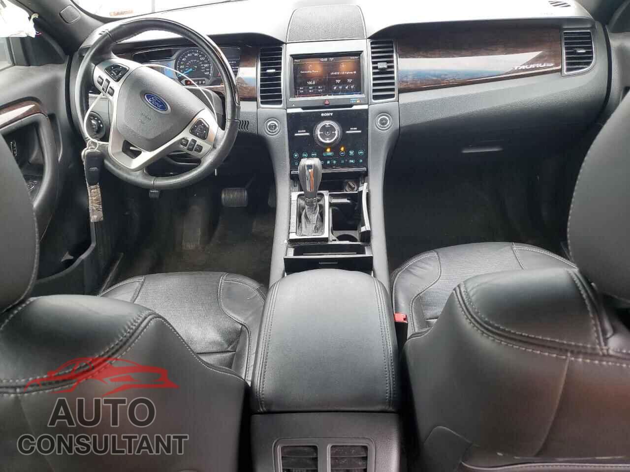FORD TAURUS 2013 - 1FAHP2F8XDG208736