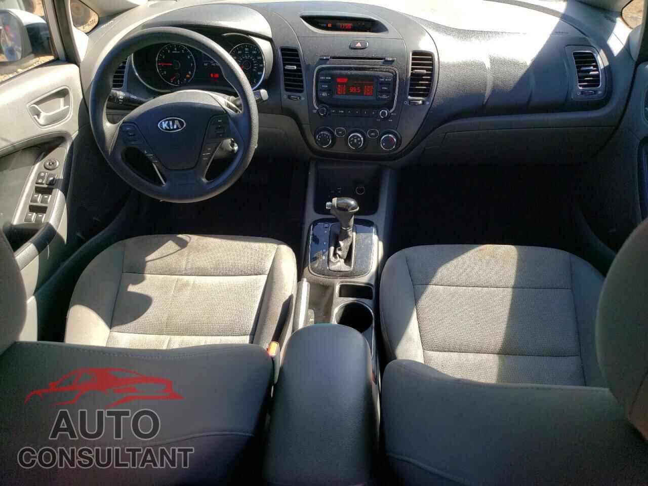 KIA FORTE 2017 - 3KPFK4A72HE110333