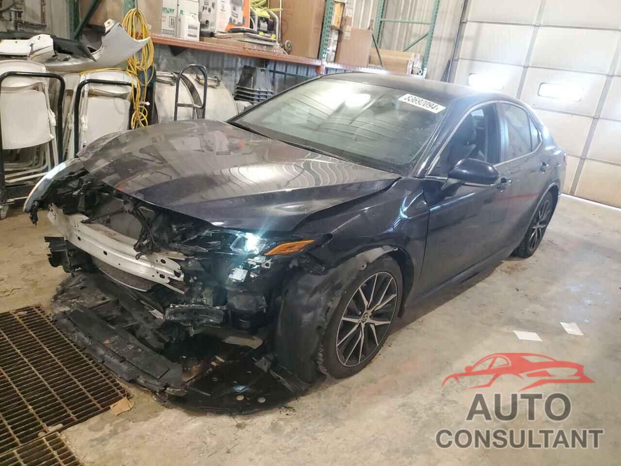 TOYOTA CAMRY 2022 - 4T1G11AK8NU654922