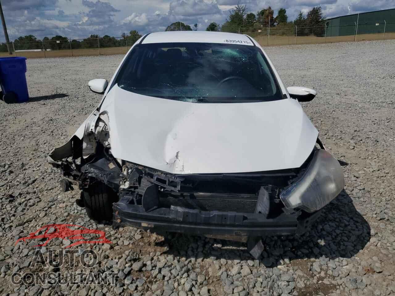 KIA FORTE 2016 - KNAFK4A68G5615744