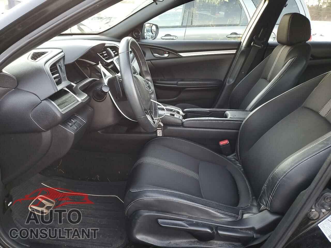 HONDA CIVIC 2019 - 2HGFC2F82KH569913