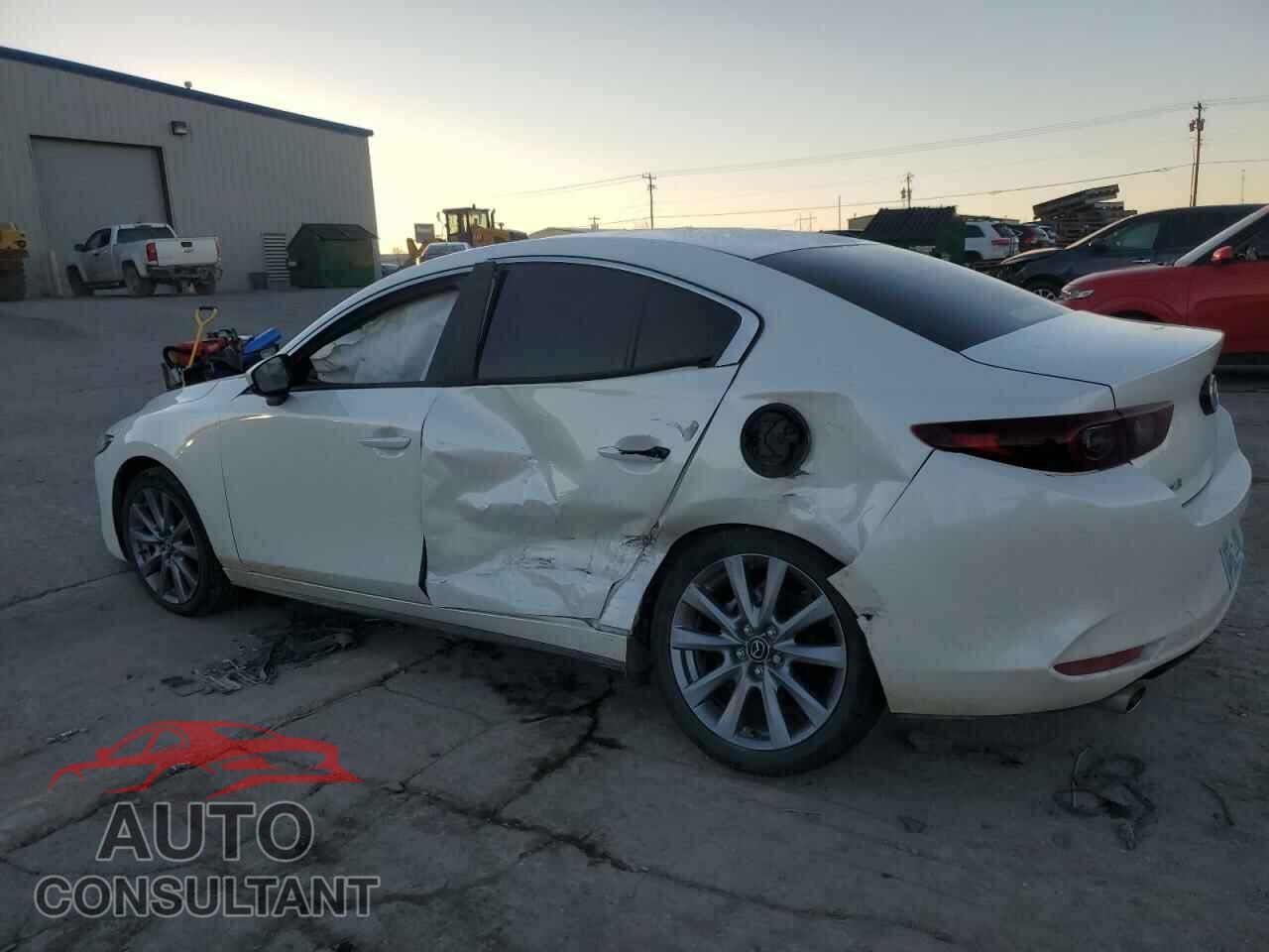 MAZDA 3 2023 - 3MZBPACM9PM380727