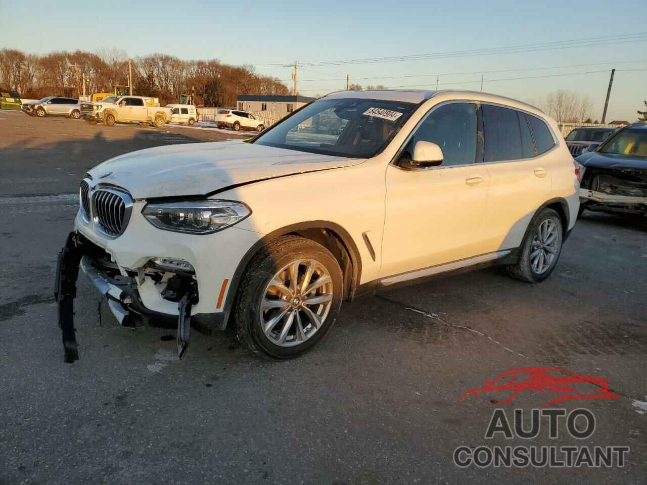 BMW X3 2018 - 5UXTR9C58JLD69088