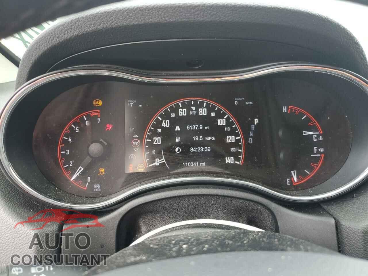 DODGE DURANGO 2018 - 1C4RDJAG2JC283207