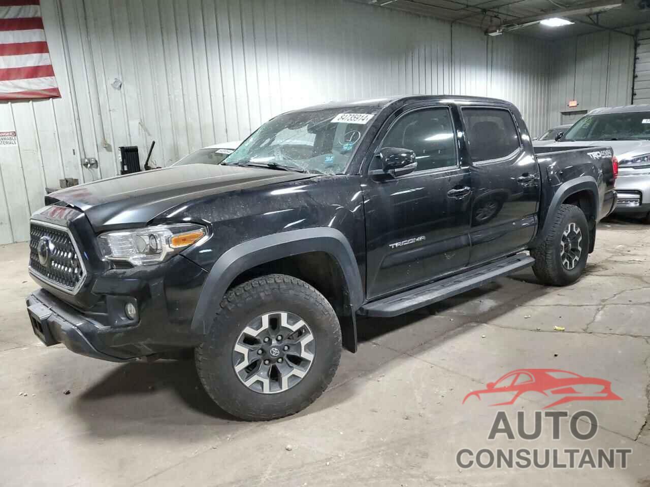 TOYOTA TACOMA 2018 - 5TFCZ5AN6JX133820