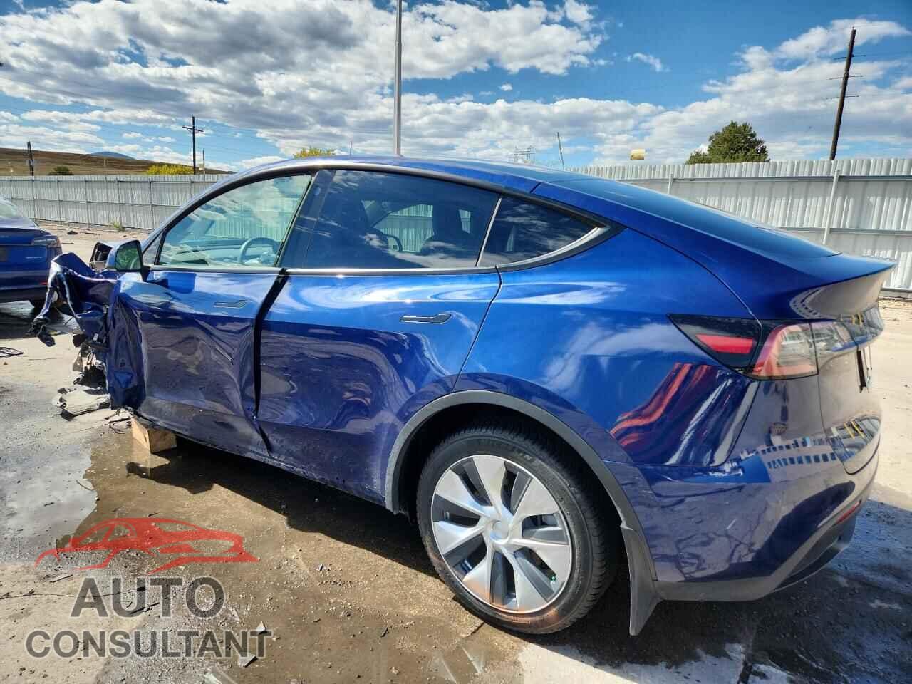 TESLA MODEL Y 2022 - 7SAYGDEE2NF371277