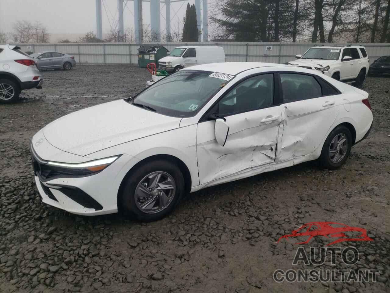 HYUNDAI ELANTRA 2024 - KMHLL4DG1RU826604