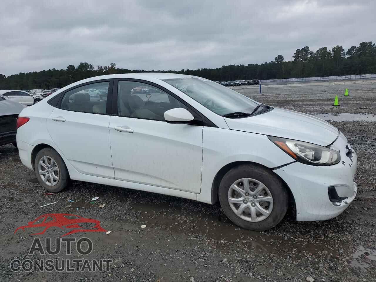 HYUNDAI ACCENT 2013 - KMHCT4AE8DU496908