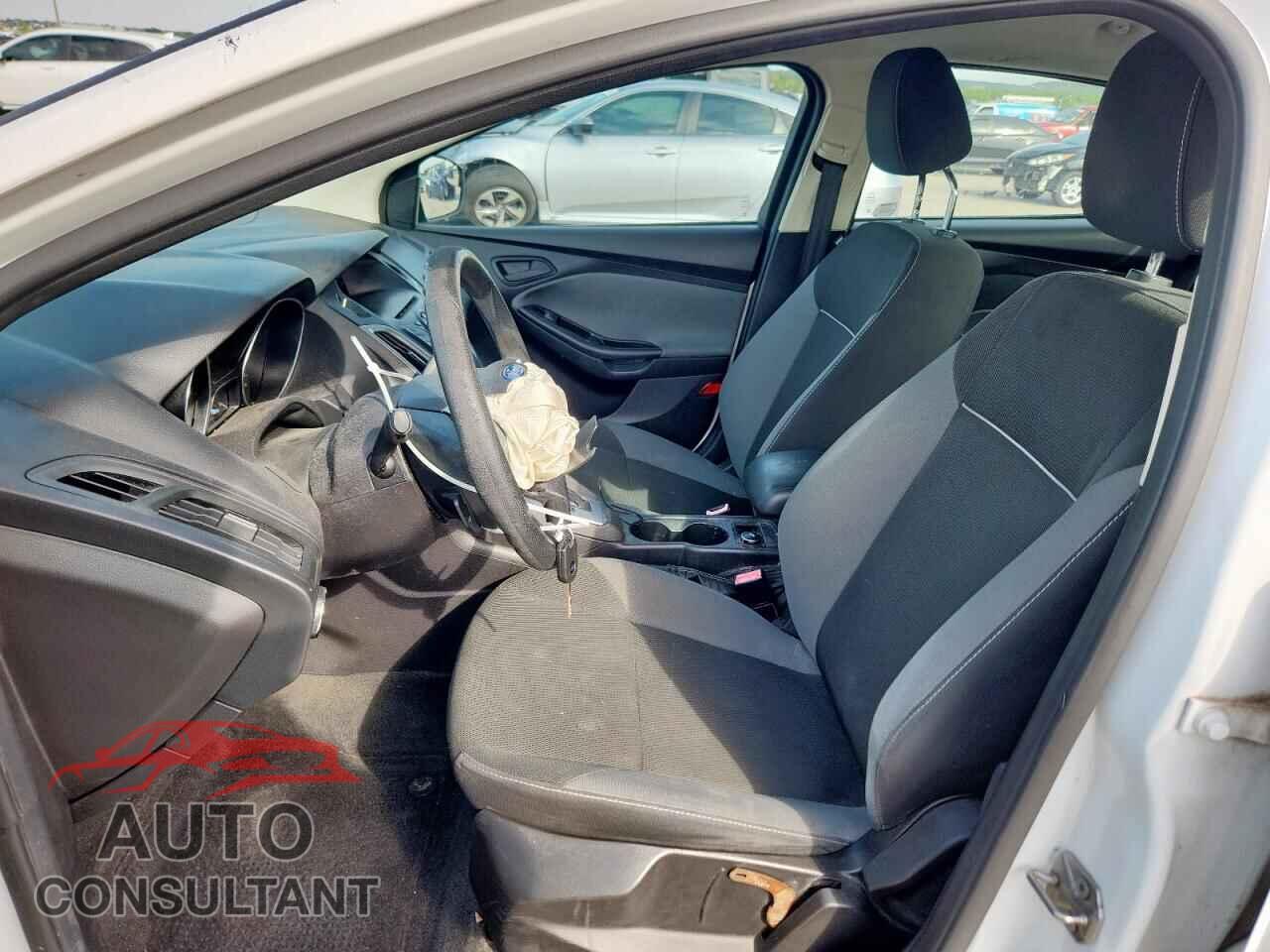 FORD FOCUS 2012 - 1FAHP3F25CL320710