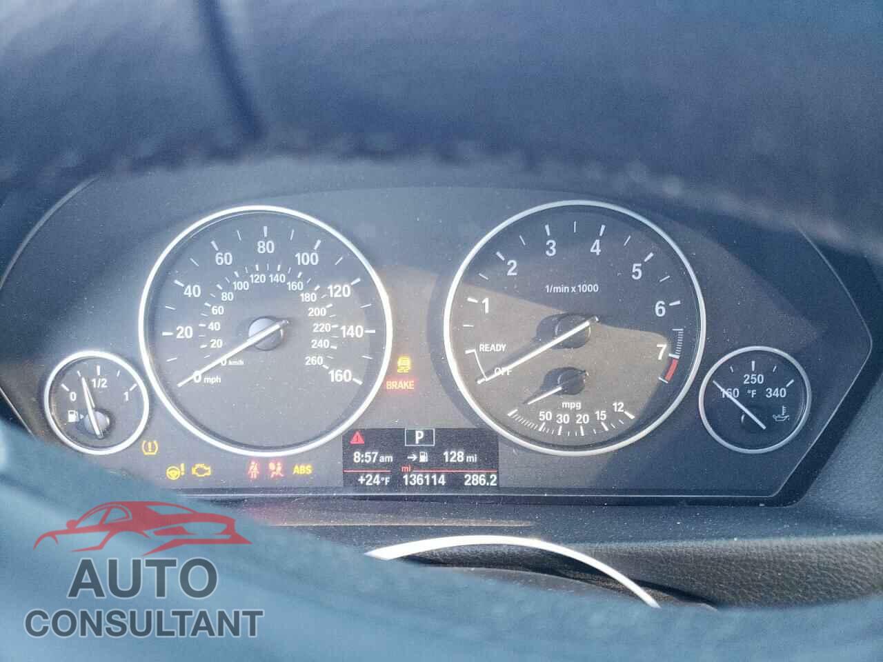 BMW 3 SERIES 2015 - WBA3C3G55FNT51731