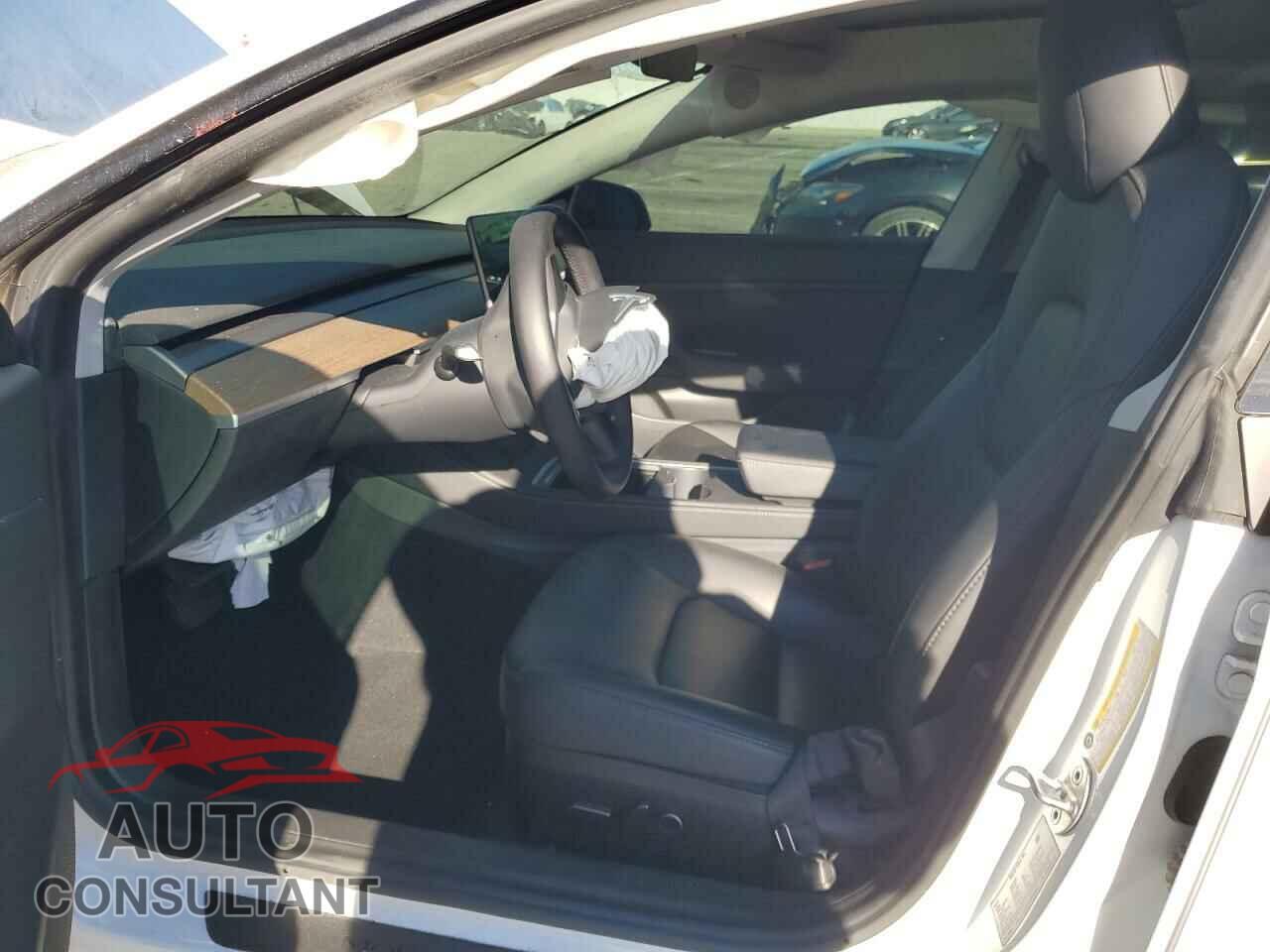 TESLA MODEL 3 2021 - 5YJ3E1EB8MF924319