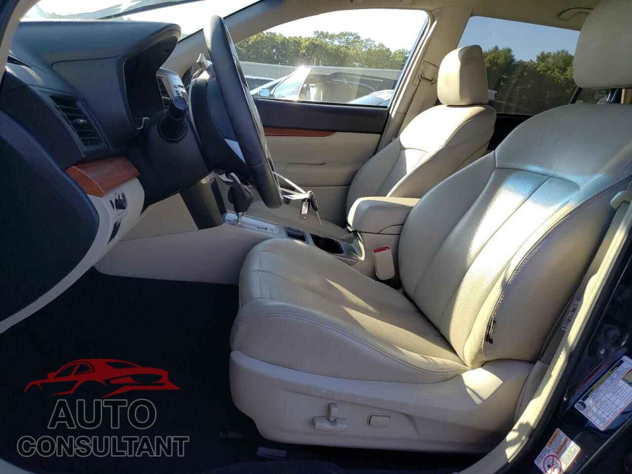 SUBARU OUTBACK 2014 - 4S4BRBLC2E3248008
