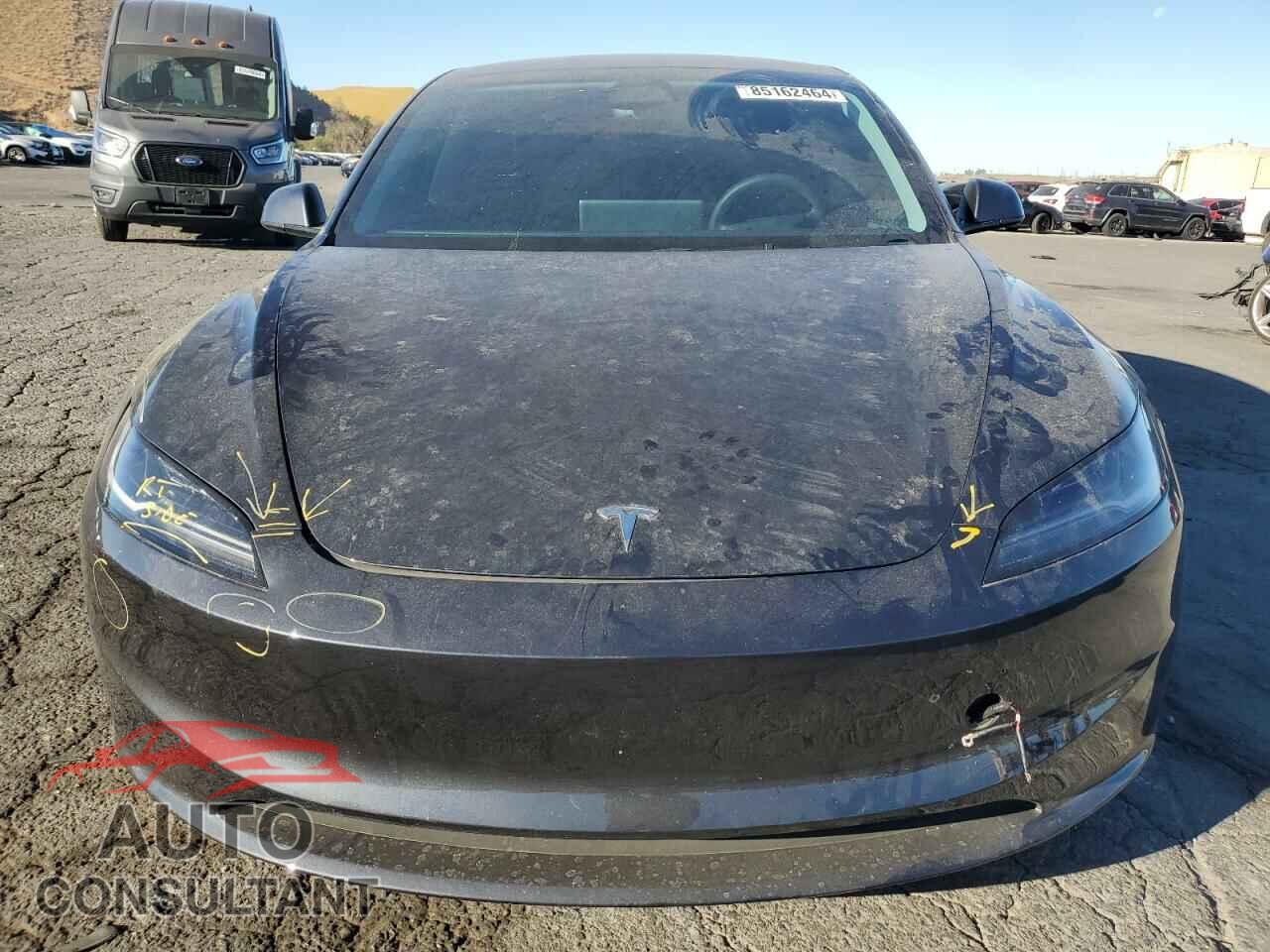 TESLA MODEL 3 2024 - 5YJ3E1EA0RF736893