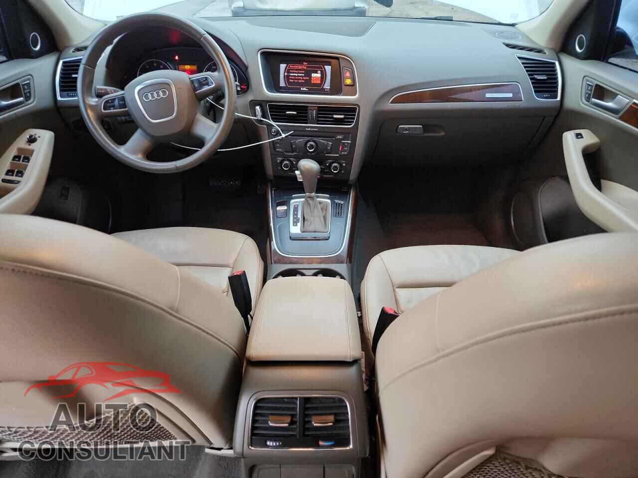 AUDI Q5 2011 - WA1LFAFP4BA040708