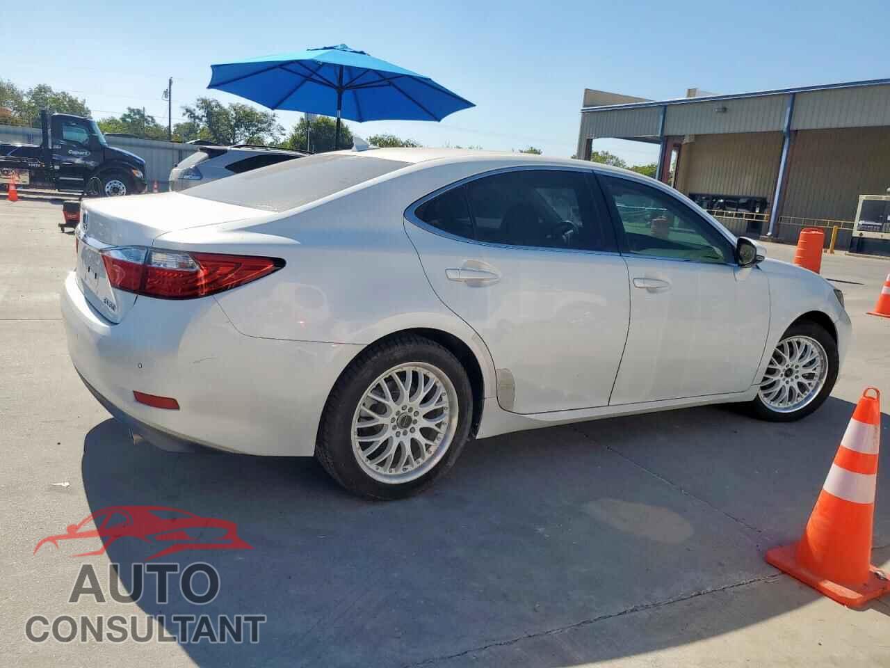 LEXUS ES350 2014 - JTHBK1GG3E2149007