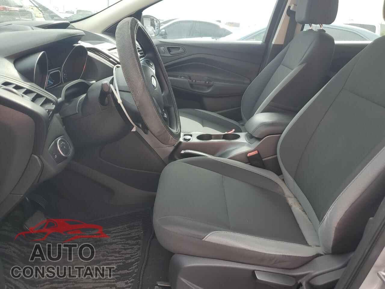 FORD ESCAPE 2016 - 1FMCU0F72GUB66864