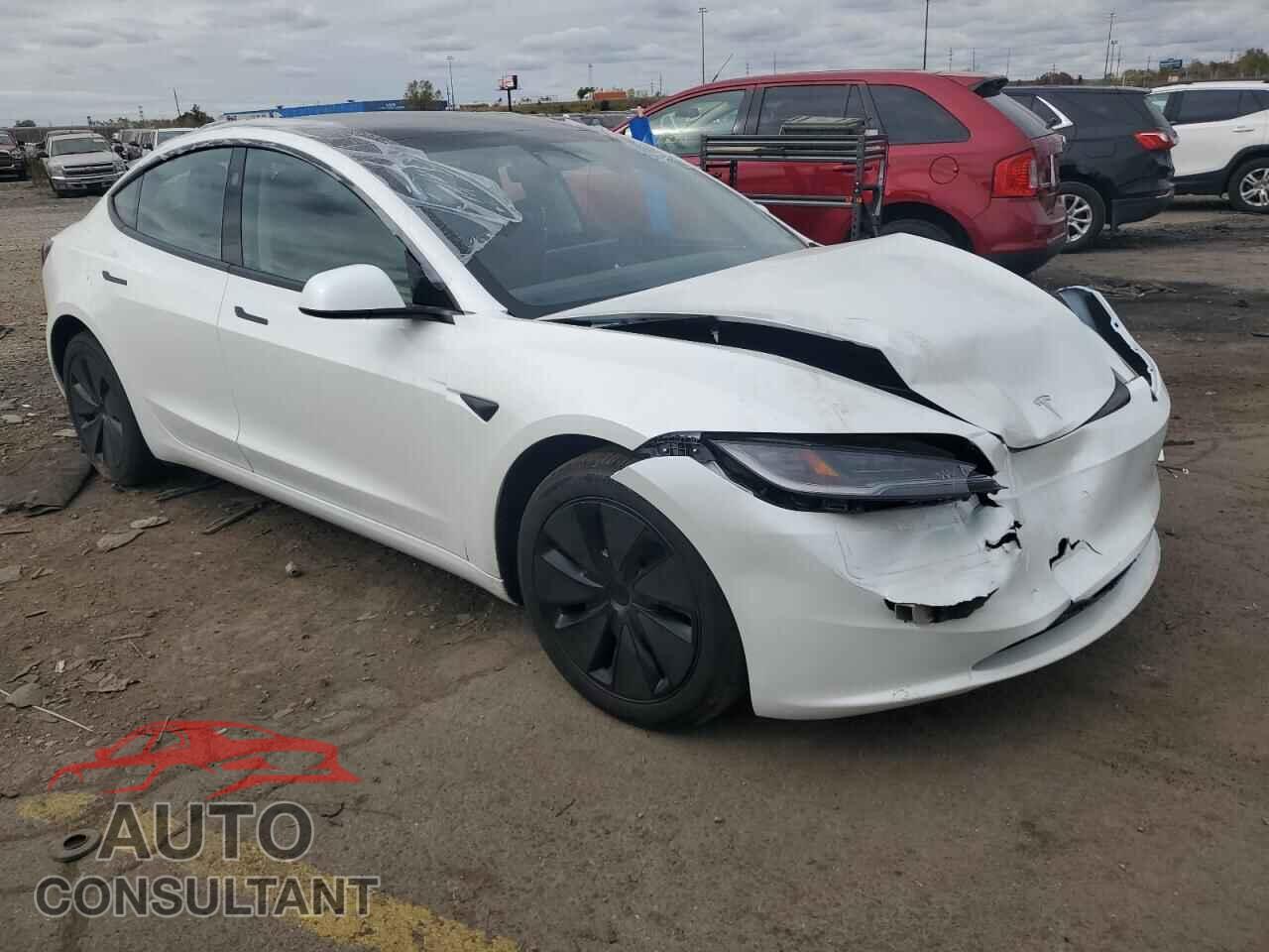 TESLA MODEL 3 2025 - 5YJ3E1EB2SF010242