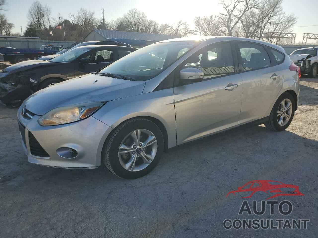 FORD FOCUS 2014 - 1FADP3K24EL303002