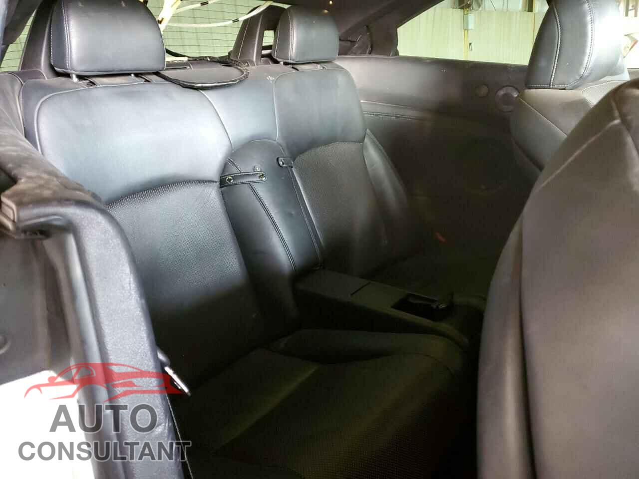 LEXUS IS 2013 - JTHFF2C29D2527058