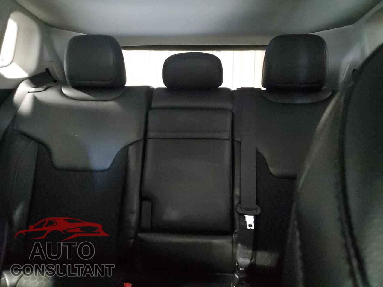 JEEP COMPASS 2019 - 3C4NJDBB7KT741180