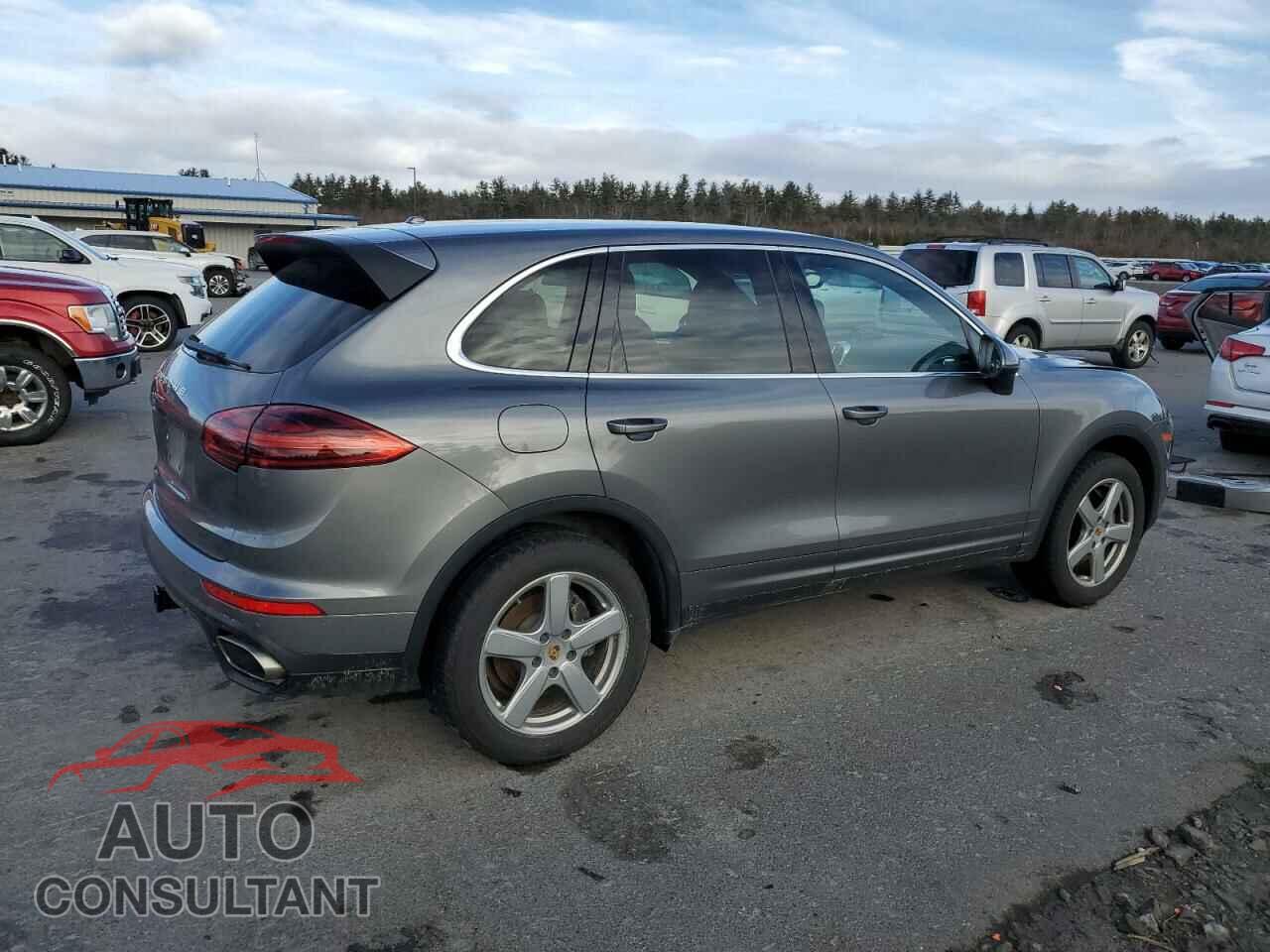 PORSCHE CAYENNE 2018 - WP1AA2A25JKA05180