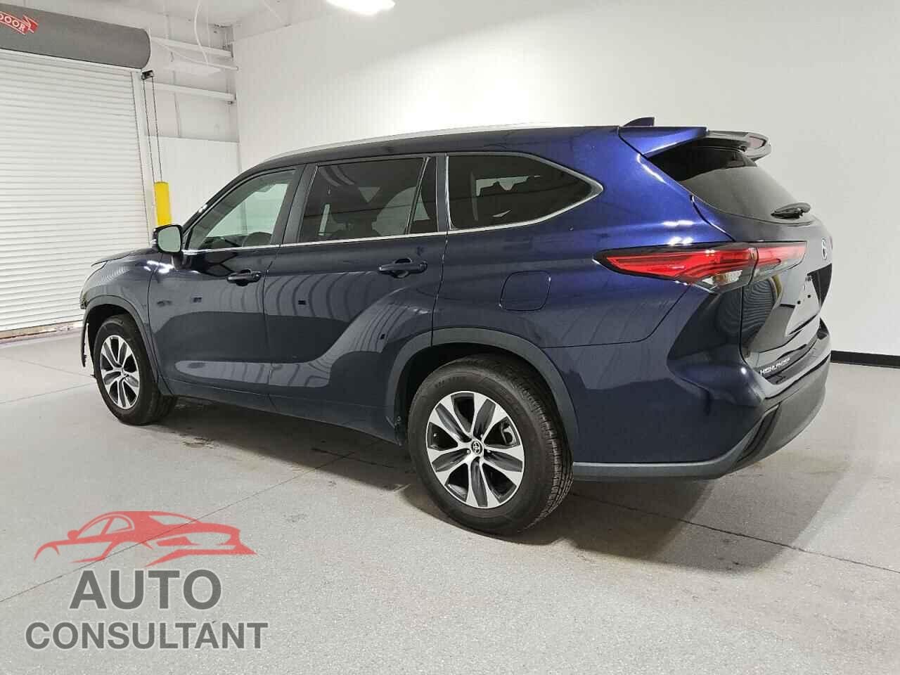 TOYOTA HIGHLANDER 2023 - 5TDKDRAH8PS014788