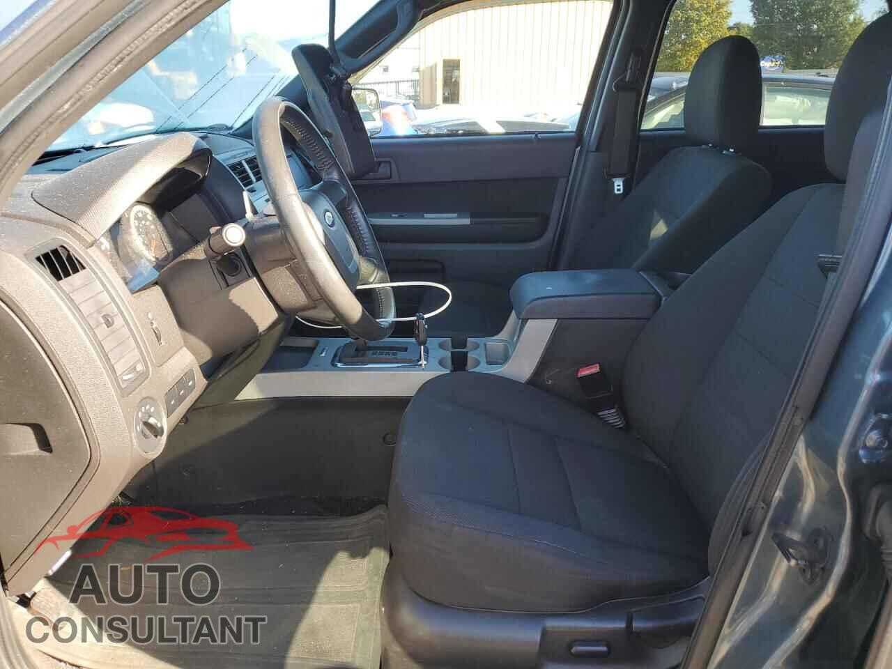 FORD ESCAPE 2010 - 1FMCU9D73AKB81352