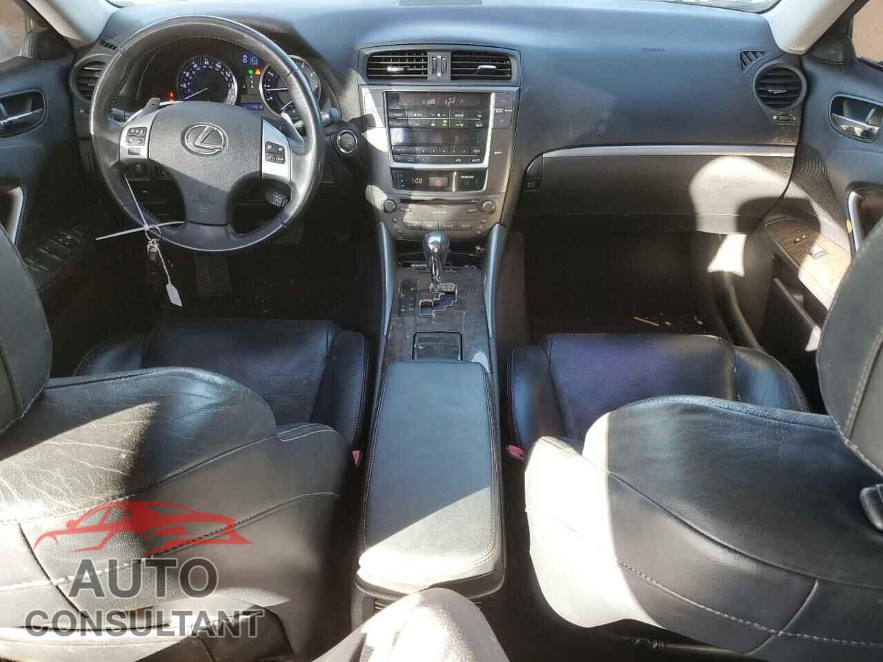 LEXUS IS 2012 - JTHCF5C25C5059458
