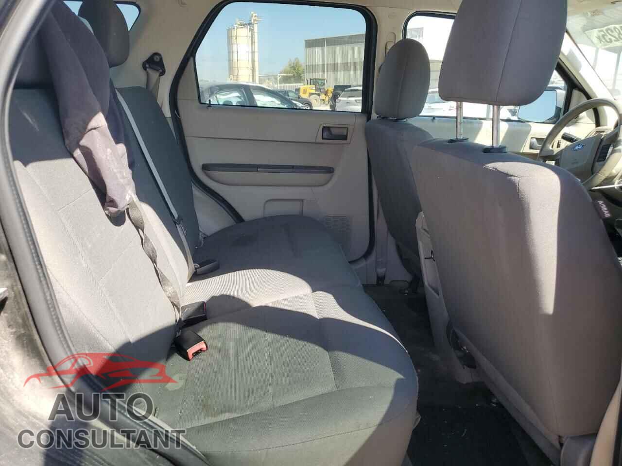 FORD ESCAPE 2011 - 1FMCU0C76BKB73955