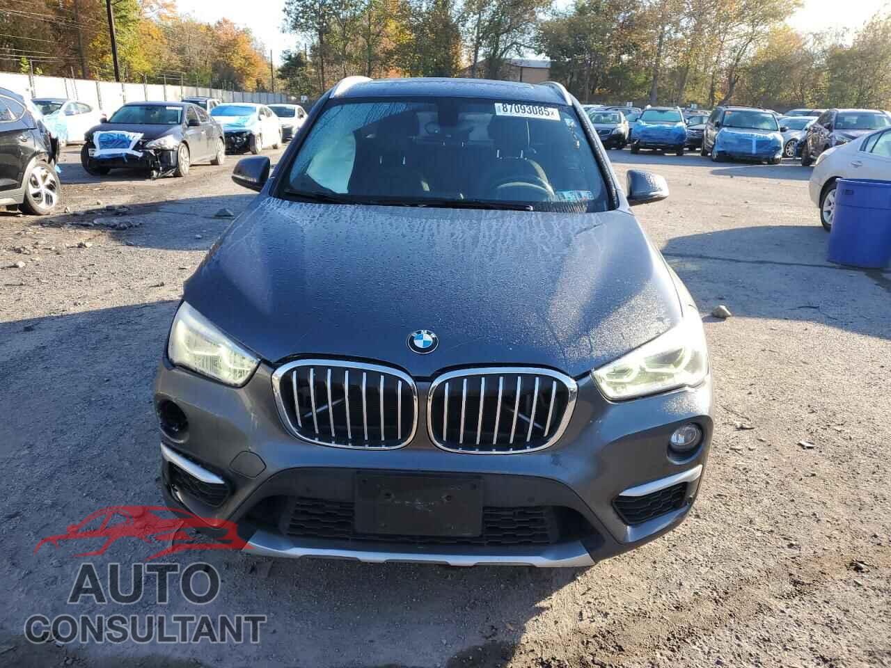 BMW X1 2017 - WBXHT3C33H5F80155