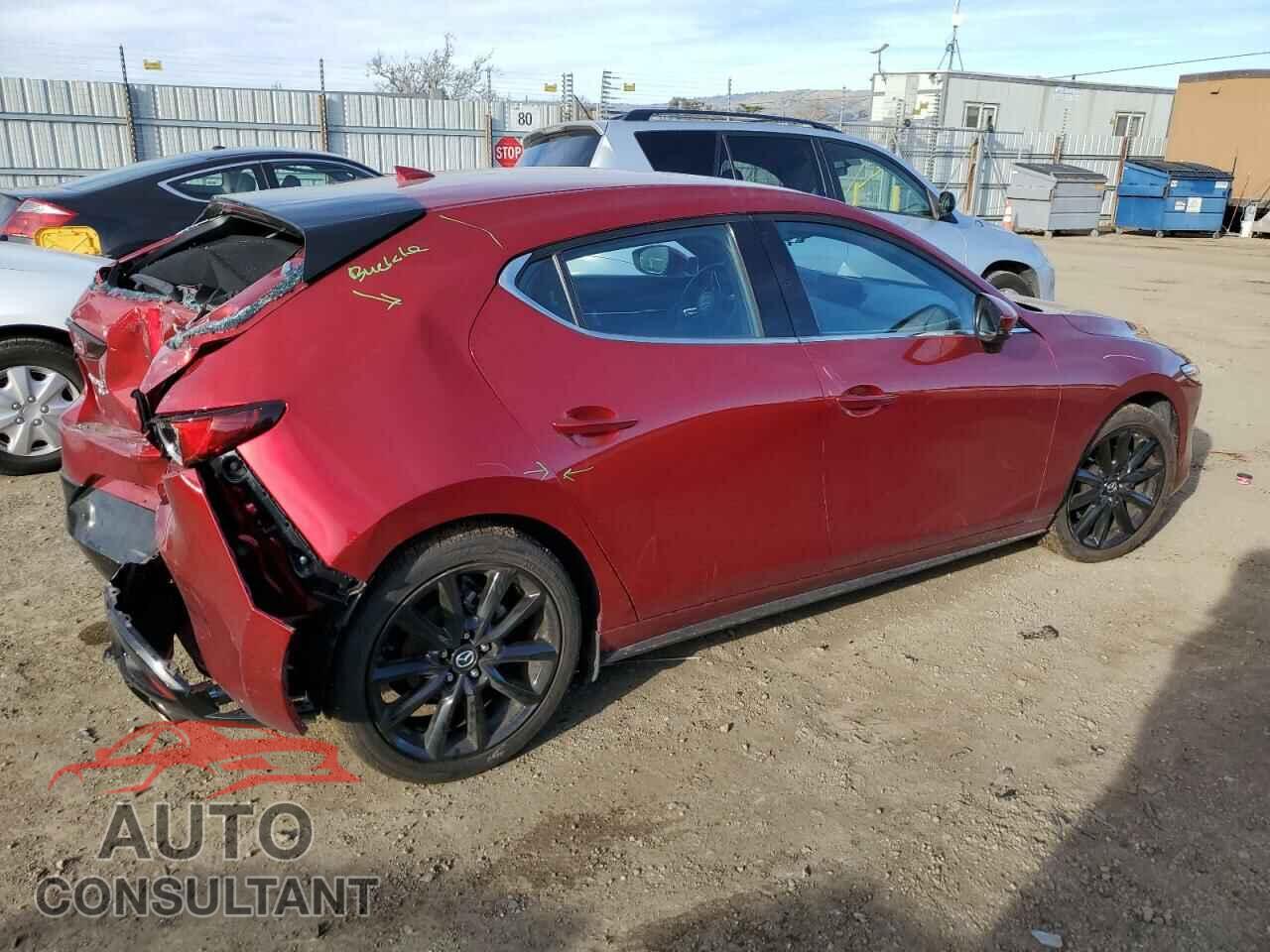 MAZDA 3 2021 - JM1BPBML7M1303748