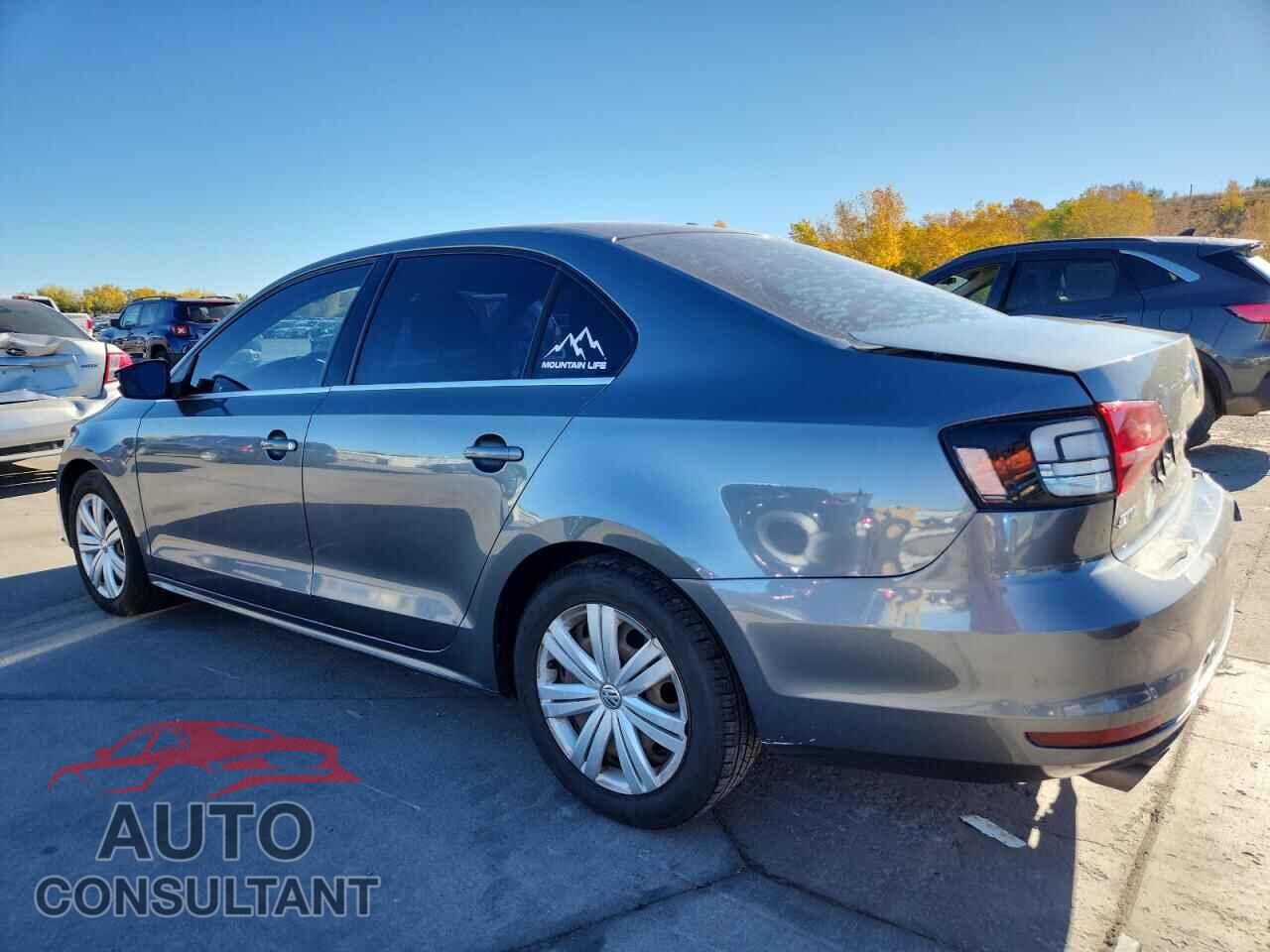 VOLKSWAGEN JETTA 2017 - 3VW2B7AJ3HM253242