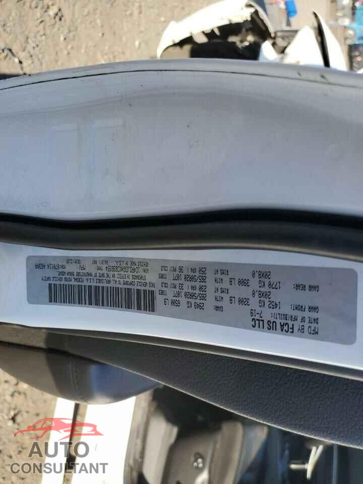 DODGE DURANGO 2019 - 1C4RDJDGXKC836554