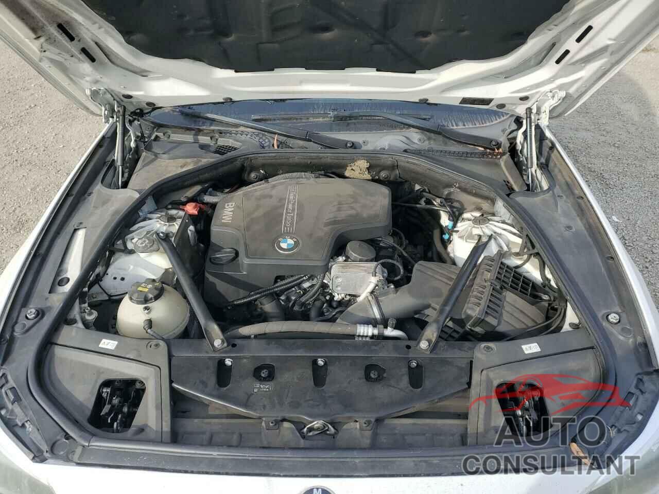 BMW 5 SERIES 2016 - WBA5A5C52GG352325