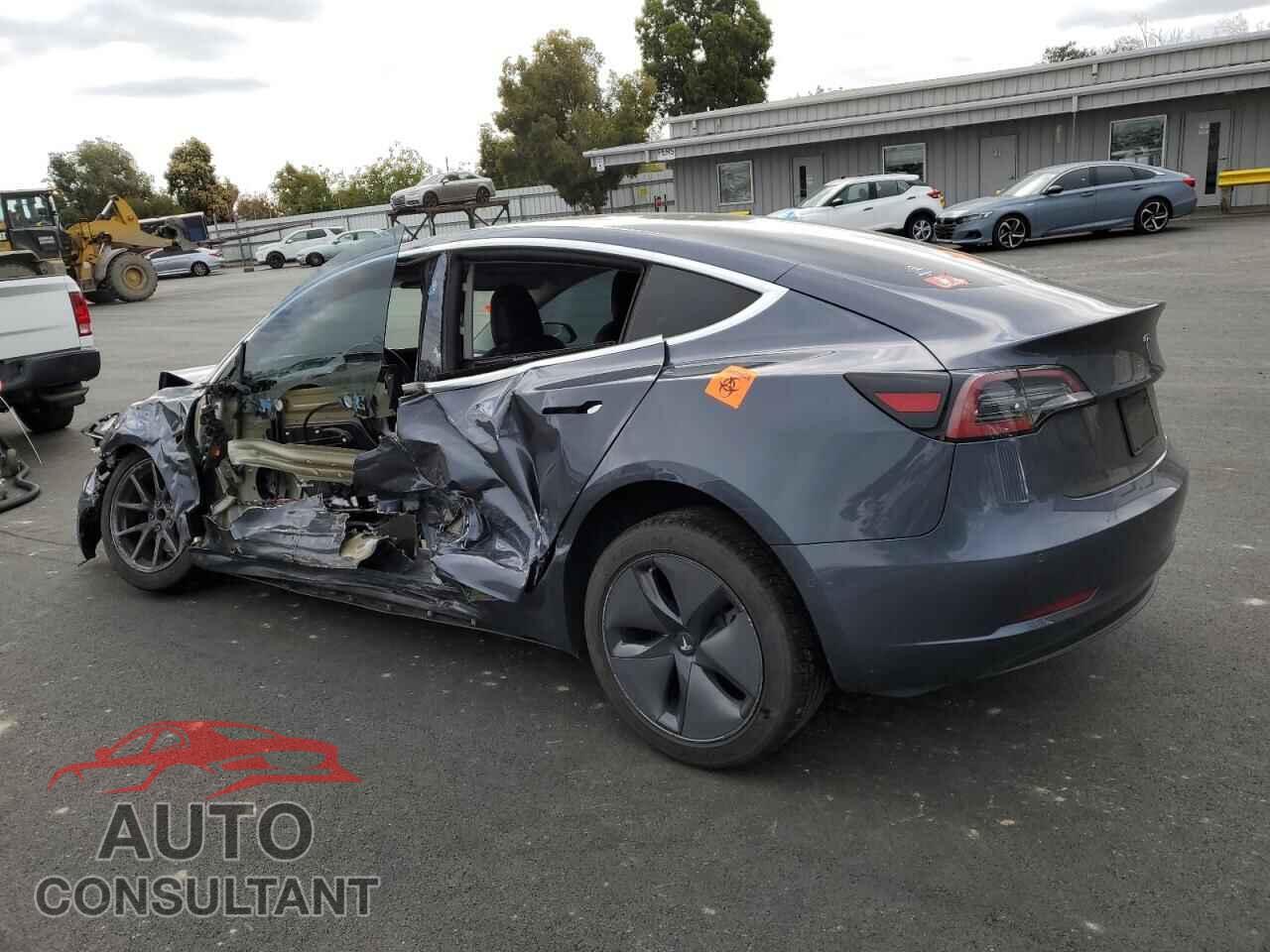 TESLA MODEL 3 2019 - 5YJ3E1EA6KF400204