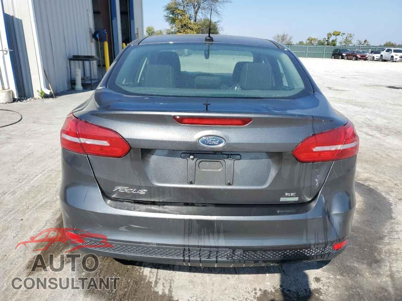 FORD FOCUS 2018 - 1FADP3FE7JL260192
