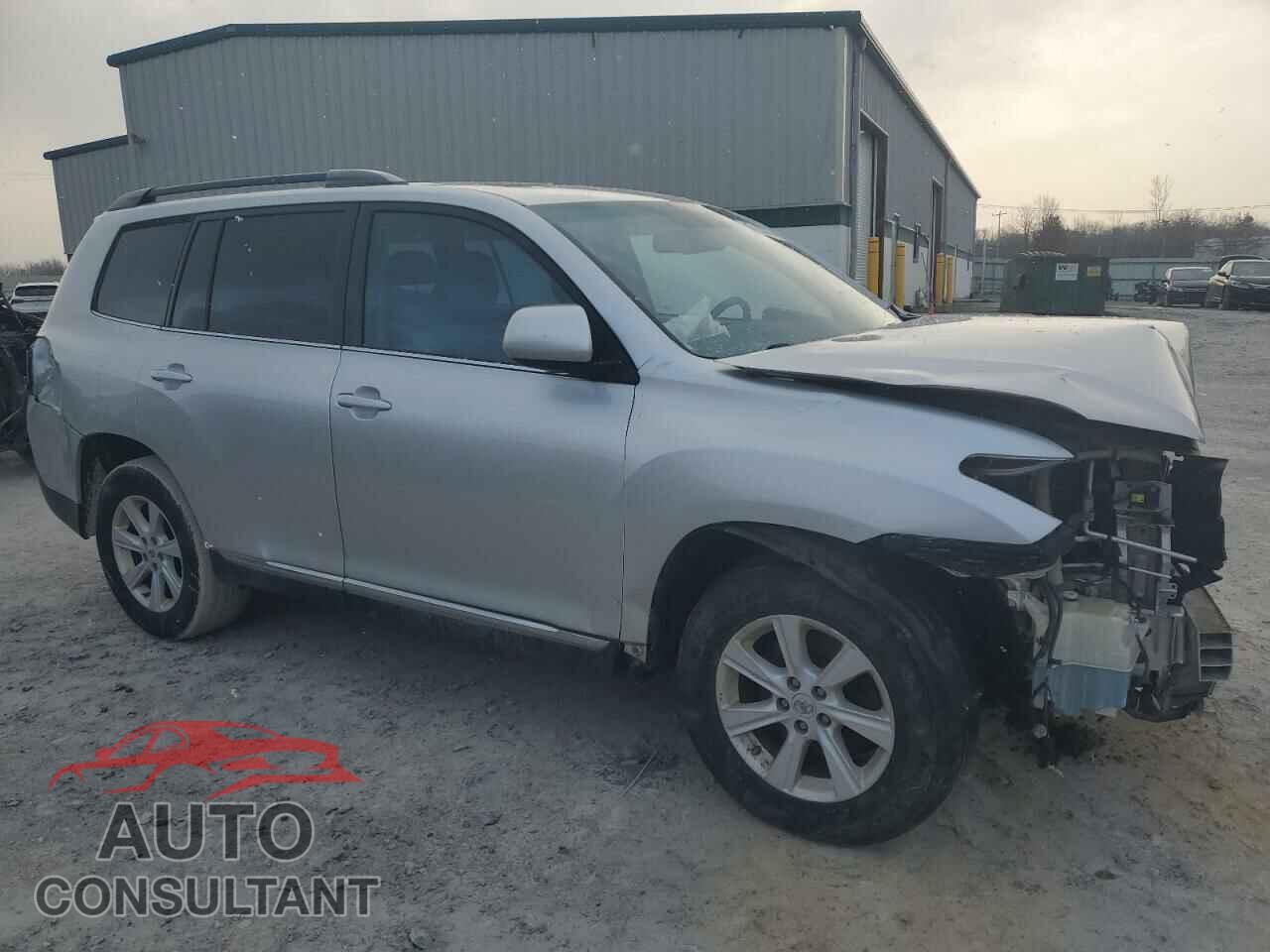 TOYOTA HIGHLANDER 2013 - 5TDBK3EH8DS209895