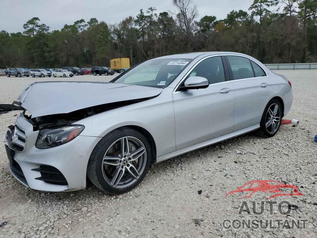 MERCEDES-BENZ E-CLASS 2019 - WDDZF4JB3KA686745