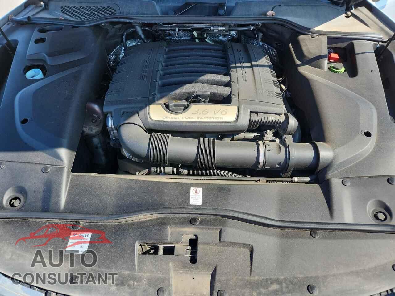 PORSCHE CAYENNE 2017 - WP1AA2A27HKA82644